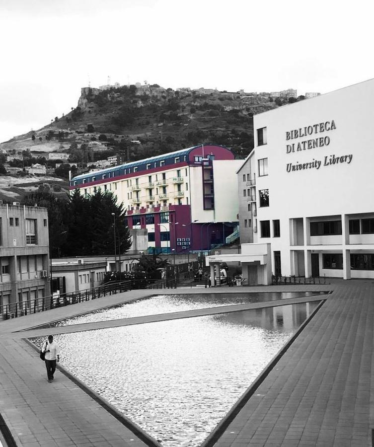 64Rooms Enna Exterior photo